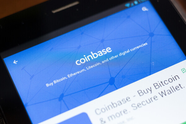 coinbase-thuc-day-ky-nguyen-cong-nghe