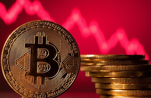 Giá Bitcoin giảm sau ETF